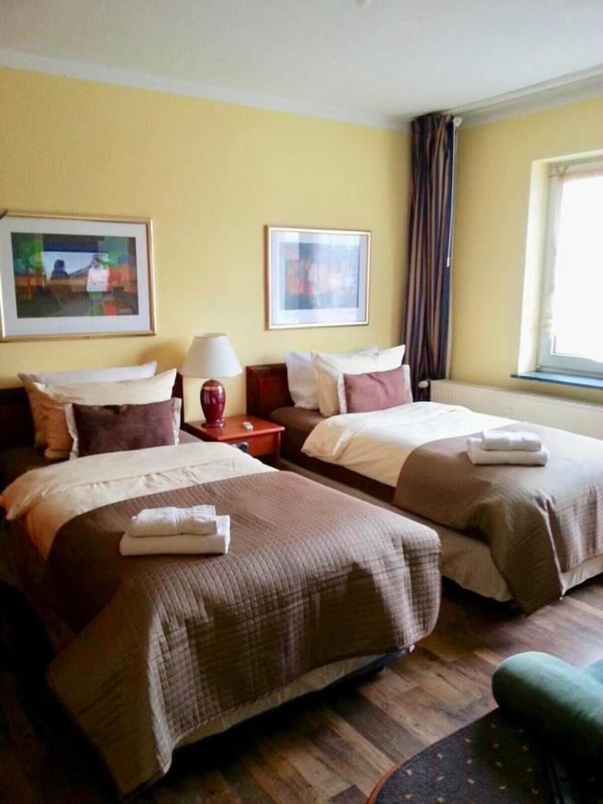 Ingrids Ferienwohnung Mit Balkon In Thiede Naehe See Salzgitter Exterior foto